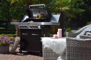BBQ Gasgrill mit LED Beleuchtung